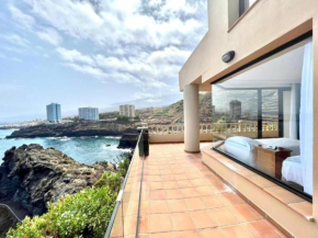 Three Bedroom Suite with Sea View,near the beach, heated pool y free wifi in all common areas